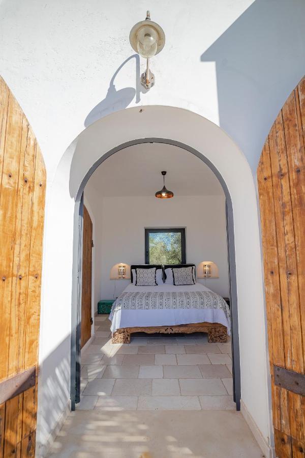 Cisternino Villa In Olive Groove Exterior photo